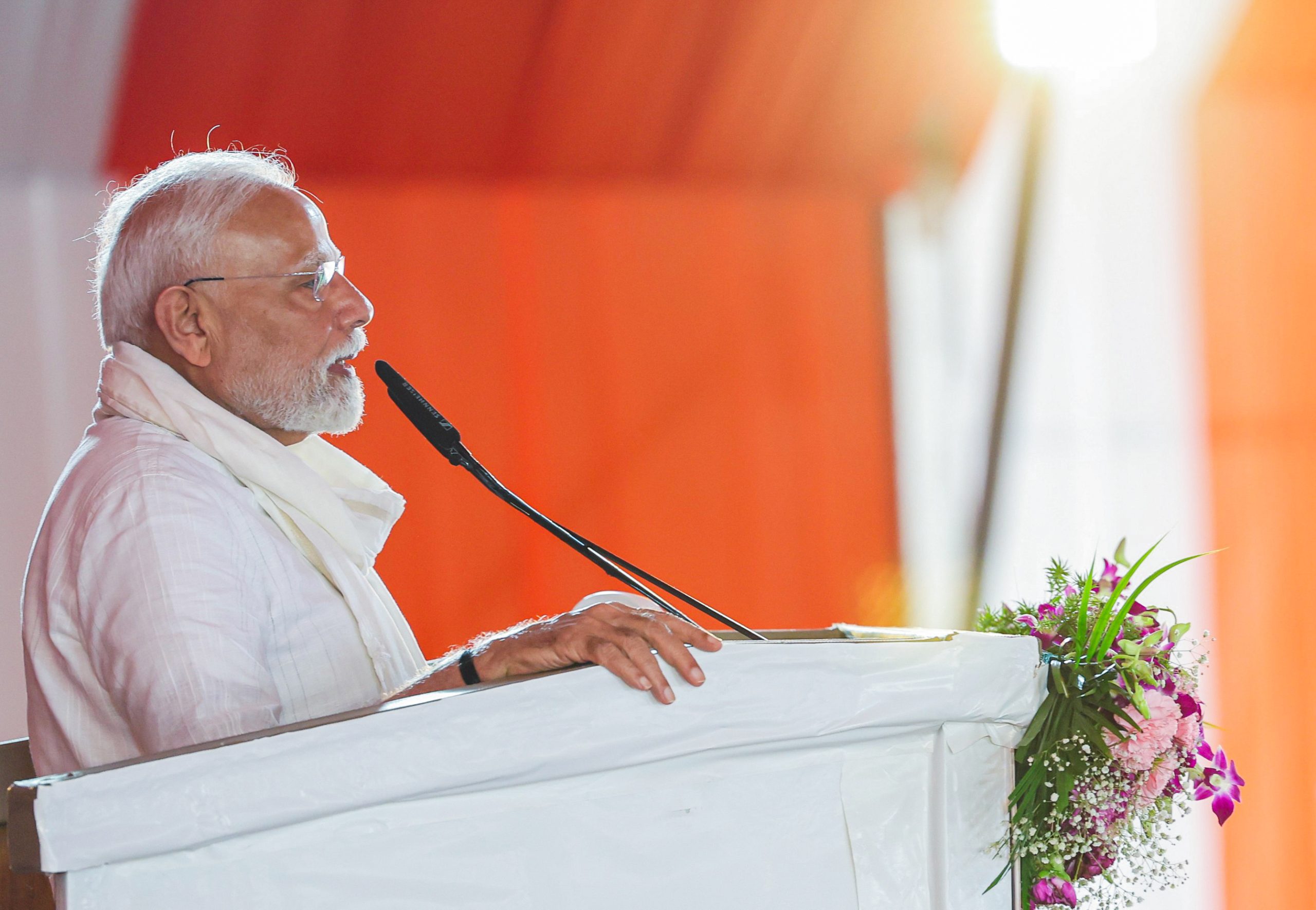 PM Modi inaugurates ₹2,200 crore projects in Varanasi, transfers ₹20,500 crore to farmers under PM-KISAN