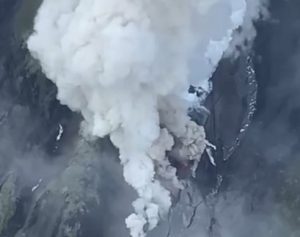Russian volcano sends ash plume 10 km high in Kamchatka