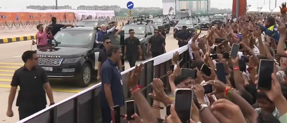 Highway projects’ inauguration: PM Modi holds roadshow in Delhi