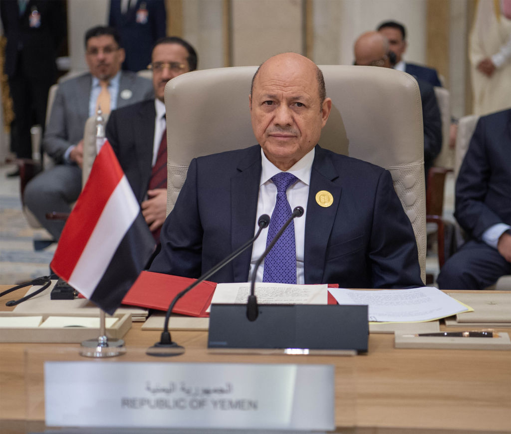 Yemen’s leader meets UN envoy on peace process revival