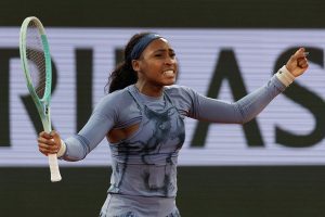 Teary Gauff overcomes serving woes to beat Vekic at US Open