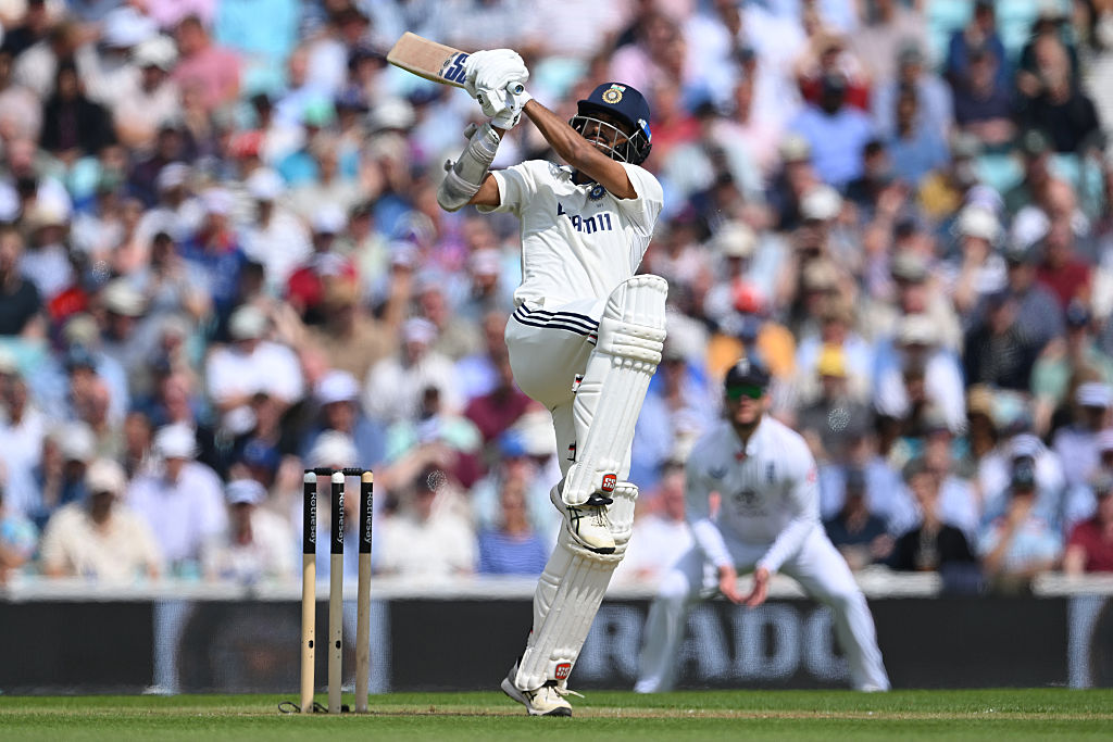 ENG vs IND, 5th Test: India collapse again to leave England in charge
