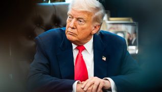 Trump calls for jailing Democratic leaders as troops prepare for Chicago deployment