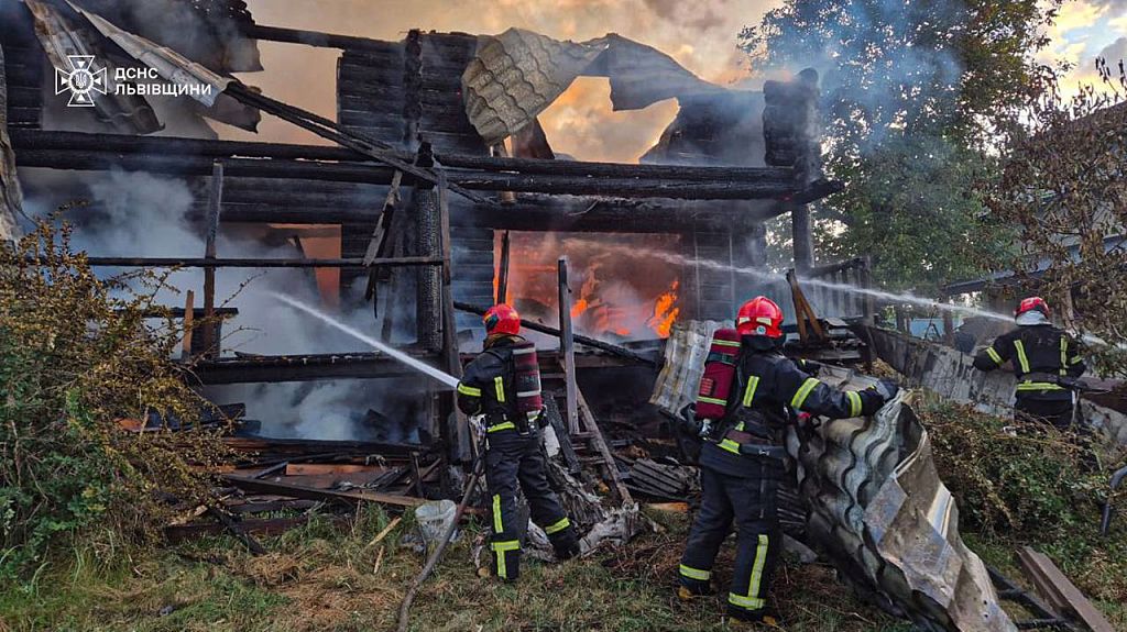 Russian overnight attack on Kyiv kills 10, injures 38, Ukraine says