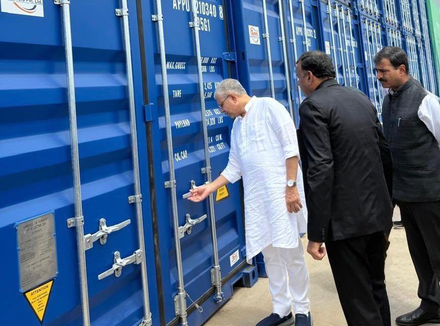 Railway Minister Ashwini Vaishnaw visits container manufacturing unit in Bhavnagar