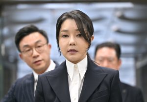 South Korea's former first lady imprisoned after court issues warrant