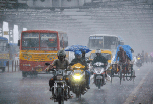 Heavy rain with thundershowers to continue across south Bengal: IMD issues yellow alert