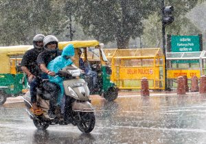 IMD issues orange alert for rainfall in several parts of Delhi over next 2–3 hours
