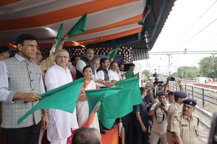 Ashwini Vaishnaw flags off Bhavnagar-Ayodhya weekly train