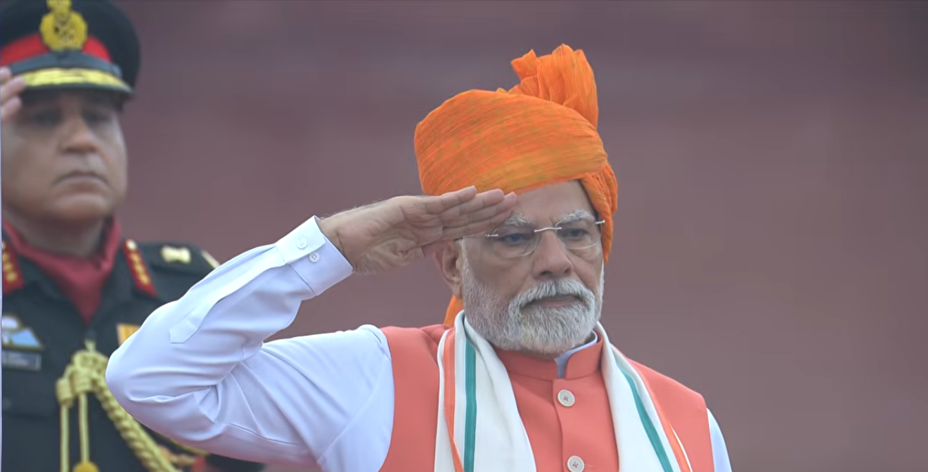PM Modi hoists Tricolour at Red Fort to mark 79th Independence Day