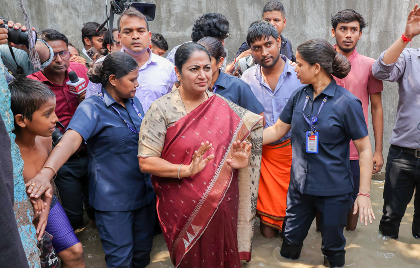Delhi CM Rekha Gupta allegedly attacked during ‘Jan Sunvai’, Police apprehend one person