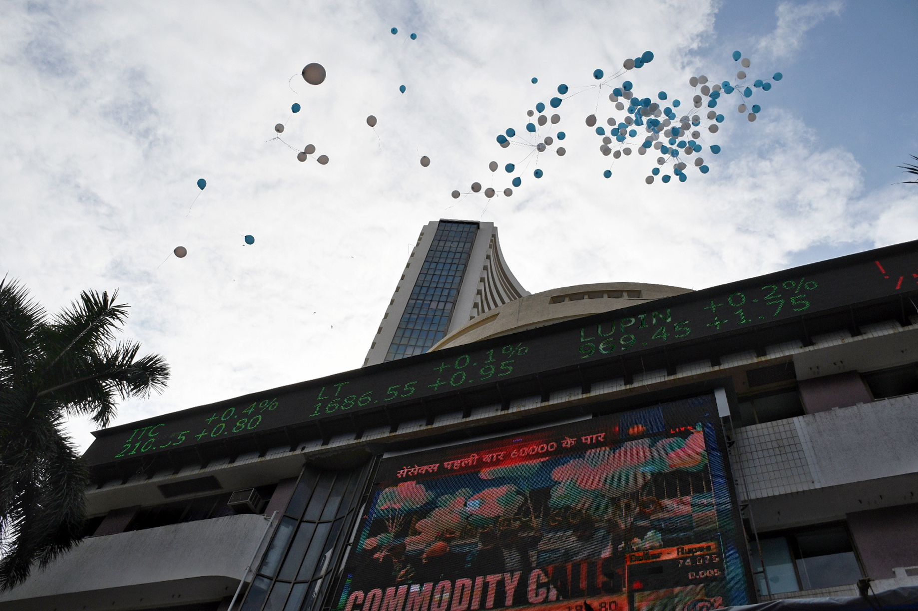 Indian markets open lower amid US tariff concerns