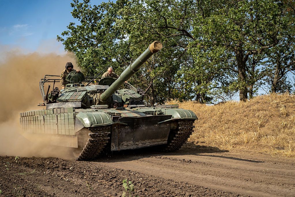 EU leaders say Ukraine should have freedom to decide its future