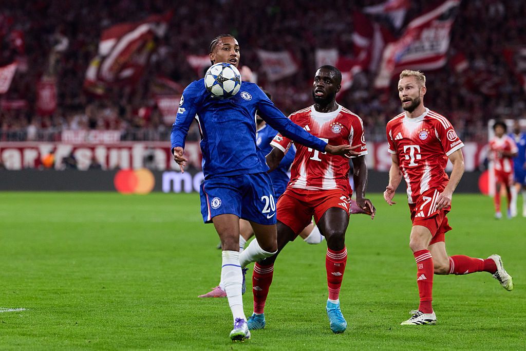 Kane strikes twice to fire Bayern past Chelsea 3-1 in Champions League opener