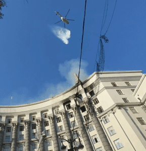 Russia's largest air attack on Ukraine sets fire to main government building