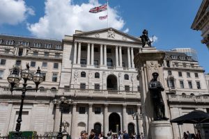 UK borrowing costs hit highest since 1998, pound slides on fiscal worries