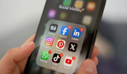 Australia wants ‘minimally invasive’ age checks under teen social media ban