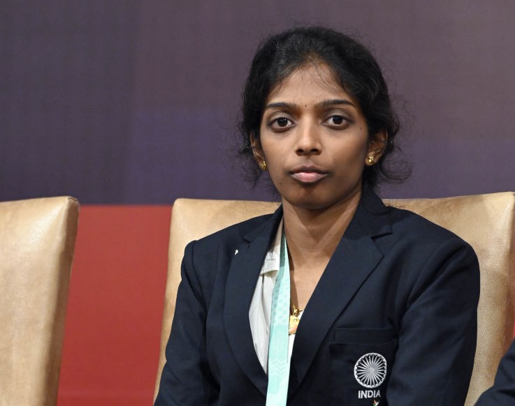 PM Modi congratulates Vaishali Rameshbabu on Grand Swiss triumph