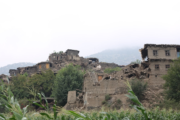 Rescuers in Afghanistan race to reach remote quake-hit mountain villages Rescuers in Afghanistan race to reach remote quake-hit mountain villages
