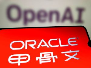Oracle hovers near $1 trillion valuation on AI-driven gains