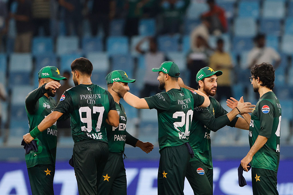 Pakistan down Bangladesh to set up first ever Asia Cup final against India