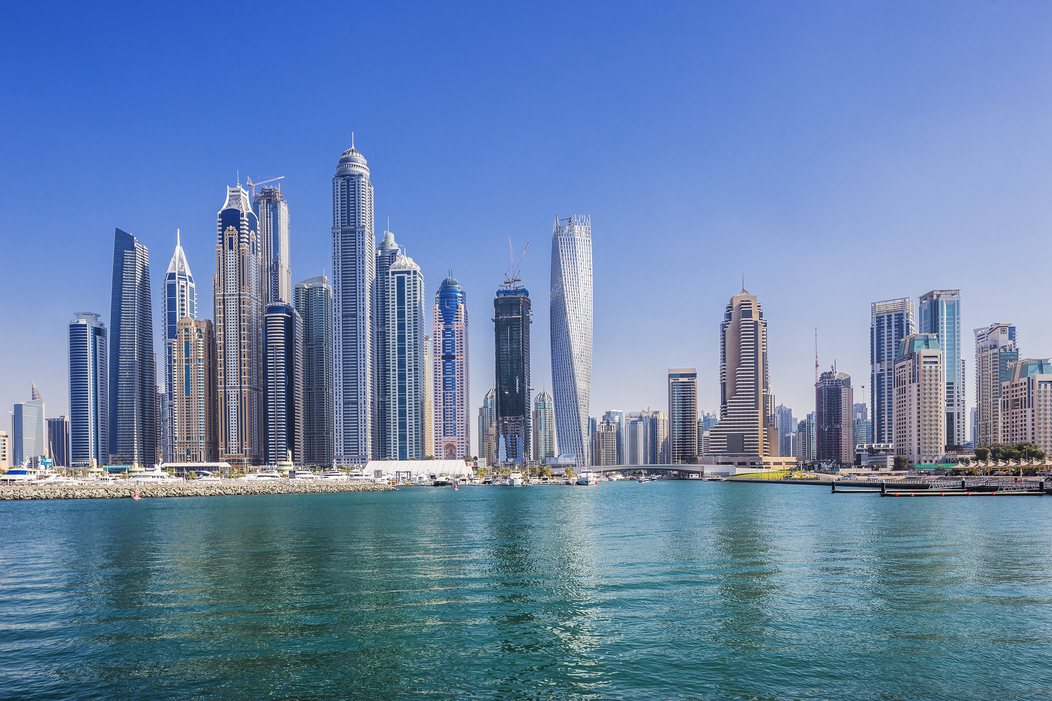UAE unveils four new visit visa categories for AI specialists, entertainment sector, and tourism