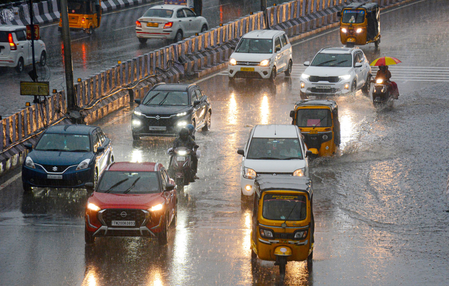 Tamil Nadu’s coastal and northern districts receive heavy showers