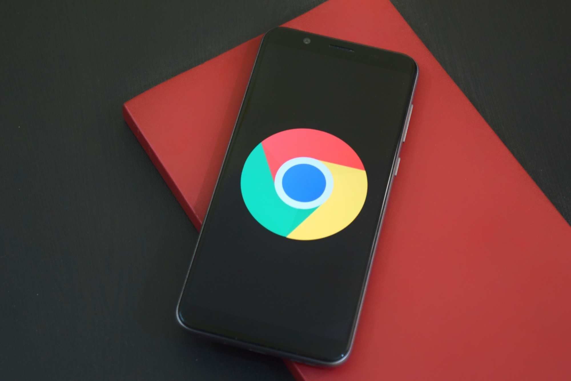 Google keeps Chrome and Apple deal but must share data in big antitrust ruling