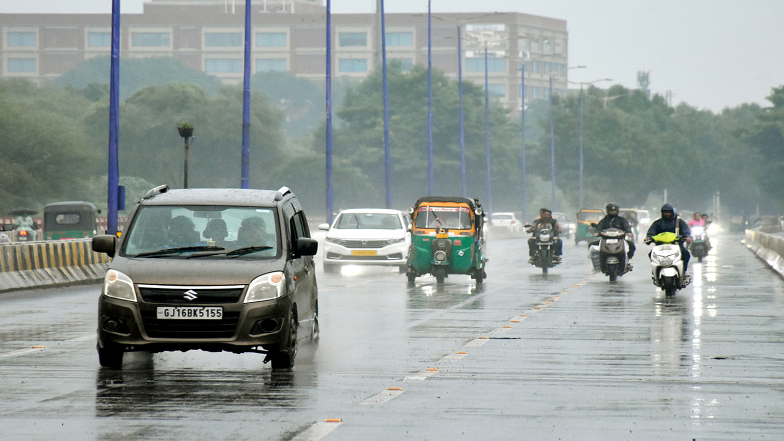 Heavy rainfall likely over Saurashtra, Kutch; above-normal night temperatures persist in northwest India