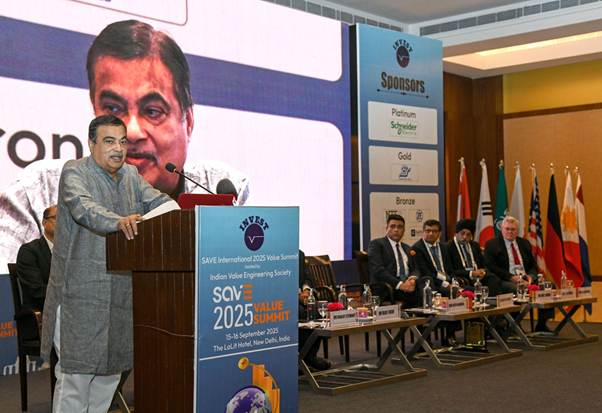 India overtakes Japan to become 3rd largest auto market, eyes No. 1 position: Gadkari