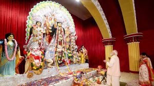 PM Modi joins Durga Puja celebrations at Delhi's Chittaranjan Park