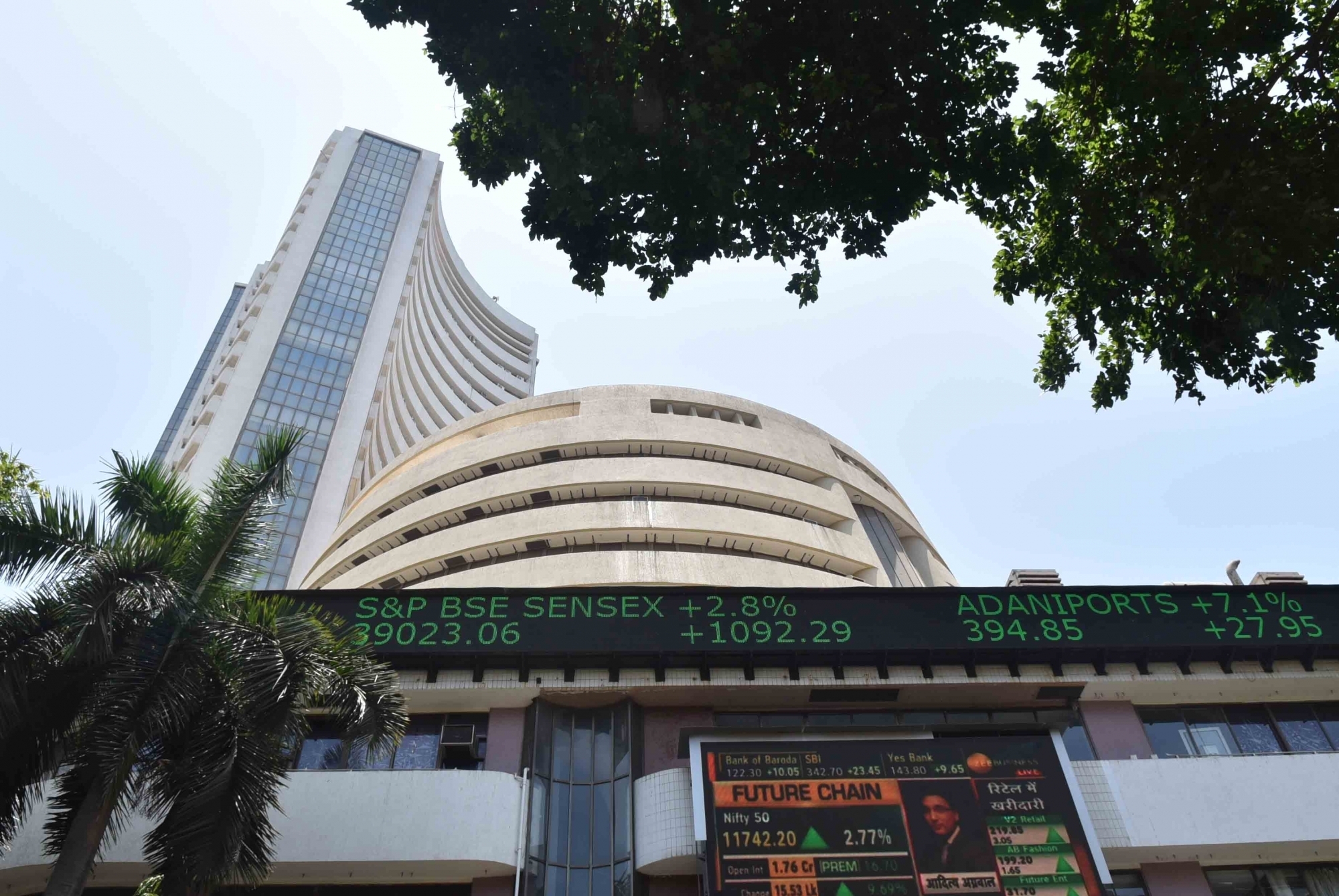 Indian equity indices witness sharp rally on resilient Q1 GDP data, SCO outcomes