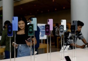 Smartphone exports in August have increased, not declined; industry counters flawed inferences and misleading conclusions