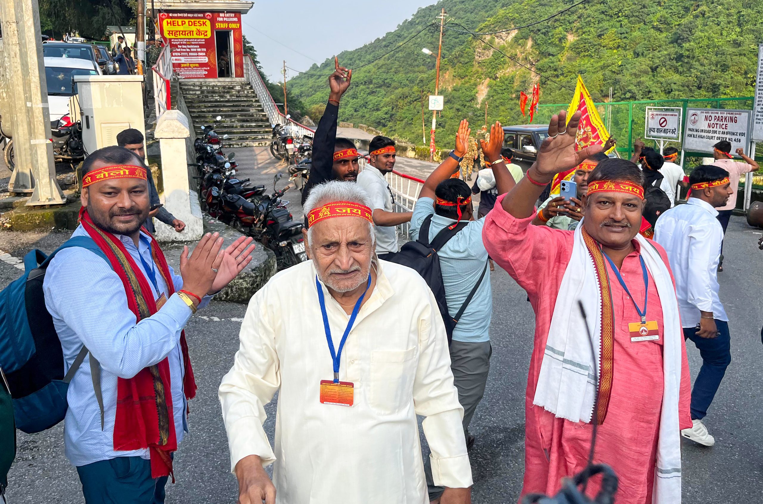 Mata Vaishno Devi Yatra resumes after temporary suspension