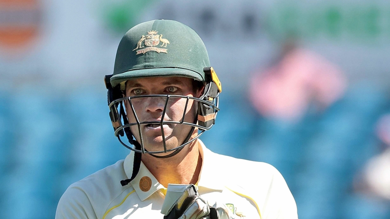 Alex Carey hoping Australia fans can block out English taunts during Ashes
