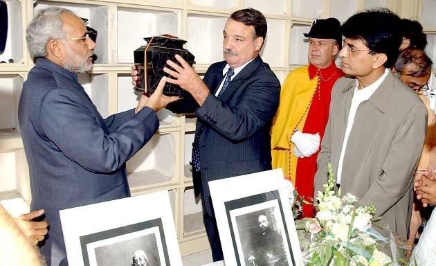 PM Modi highlights fulfillment of Shyamji Krishna Varma’s legacy, inspires youth