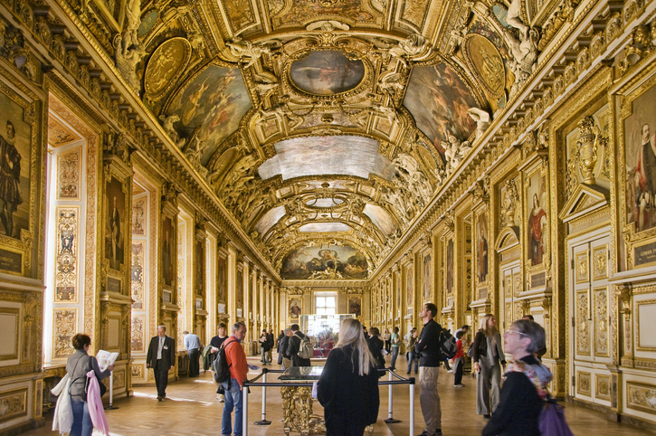 Suspects in Louvre jewel heist arrested near Paris, prosecutor says