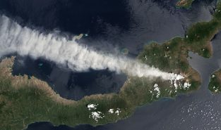 Indonesia’s Mount Lewotobi Laki-laki erupts, spewing ash 10 km into the sky