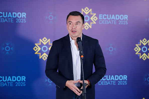 Ecuador president’s motorcade attacked by crowd throwing rocks, five detained