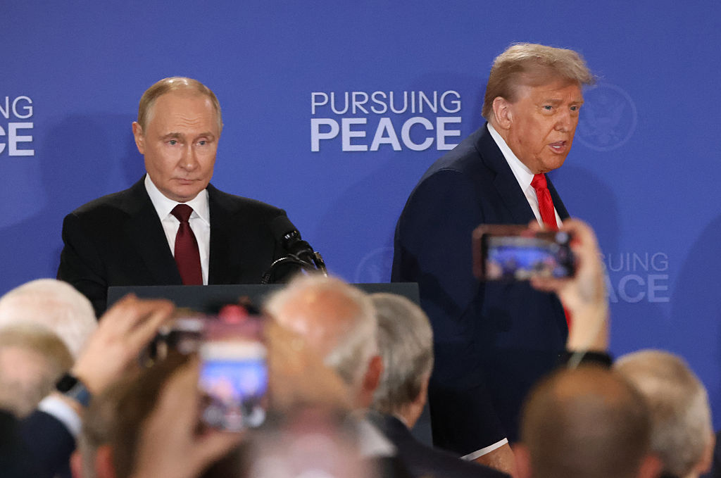 Russia holds nuclear drills, Ukraine seeks Swedish jets as Trump delays summit