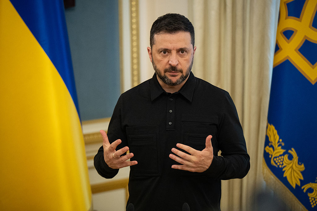 Zelenskiy to seek weapons from Trump in the shadow of a new Putin summit