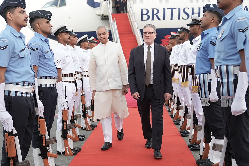 UK PM Keir Starmer visits India to build business ties after clinching trade deal