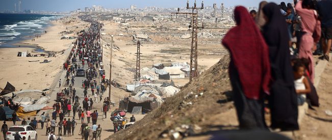 Gazans stream back home as Israel-Hamas ceasefire holds