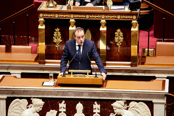 French PM faces day of reckoning, but likely to survive no-confidence votes