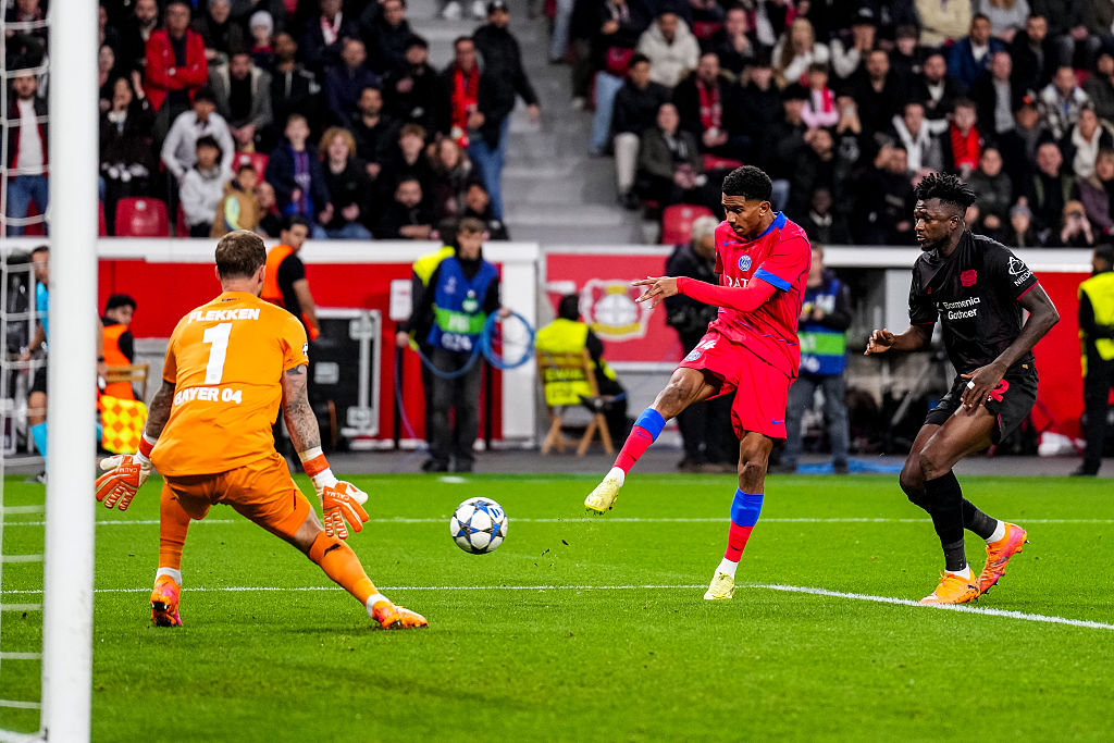 Clinical PSG demolish Leverkusen 7-2 as two players sent off