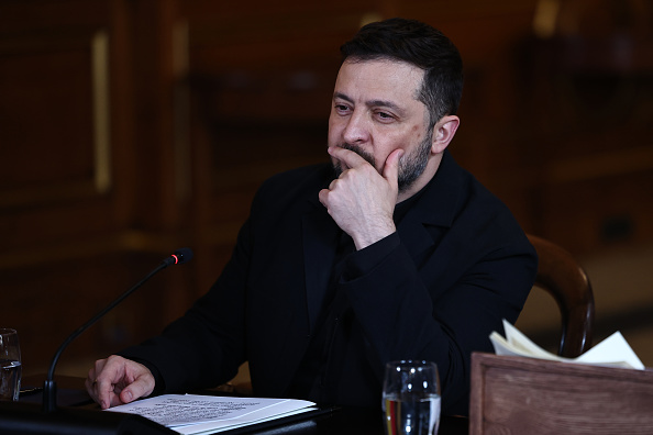 Zelenskiy says Kyiv ready for peace talks, but will not cede territory