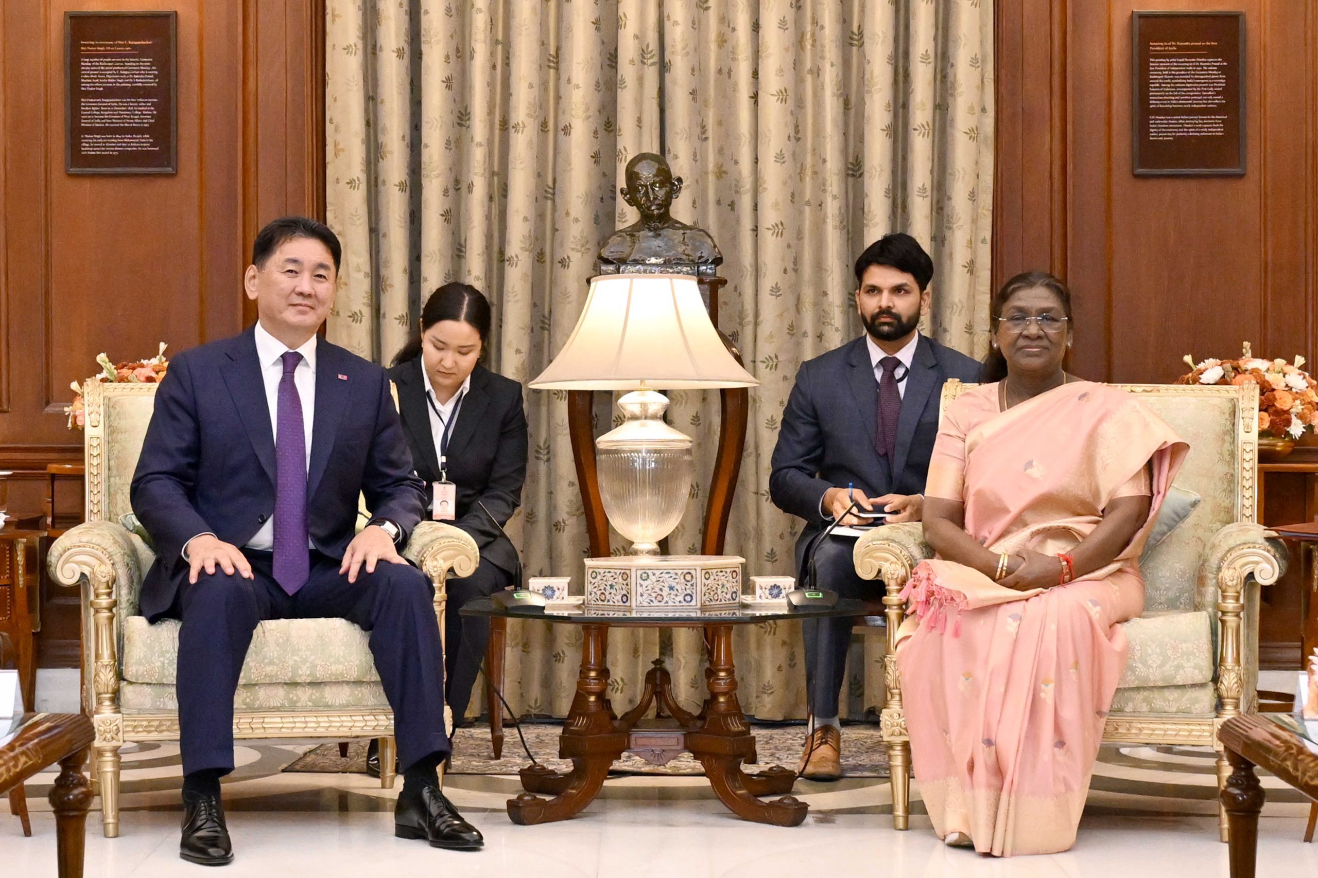 President Murmu hosts Mongolian President; India-Mongolia relations strengthened