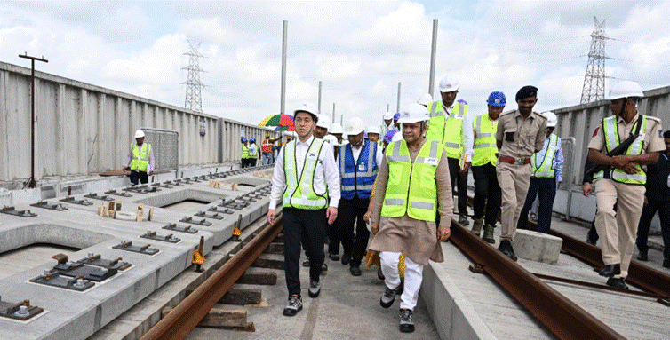 Ashwini Vaishnaw, Japanese Minister review progress of Mumbai–Ahmedabad bullet train project in Surat and Mumbai