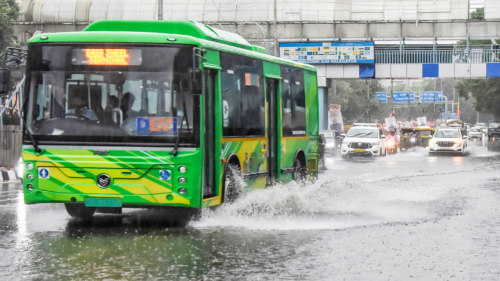Heavy rainfall predicted over eastern India; Delhi to see cloudy skies and light showers