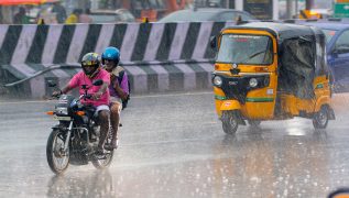 IMD predicts very heavy rainfall in Tamil Nadu; clear skies likely in Delhi-NCR